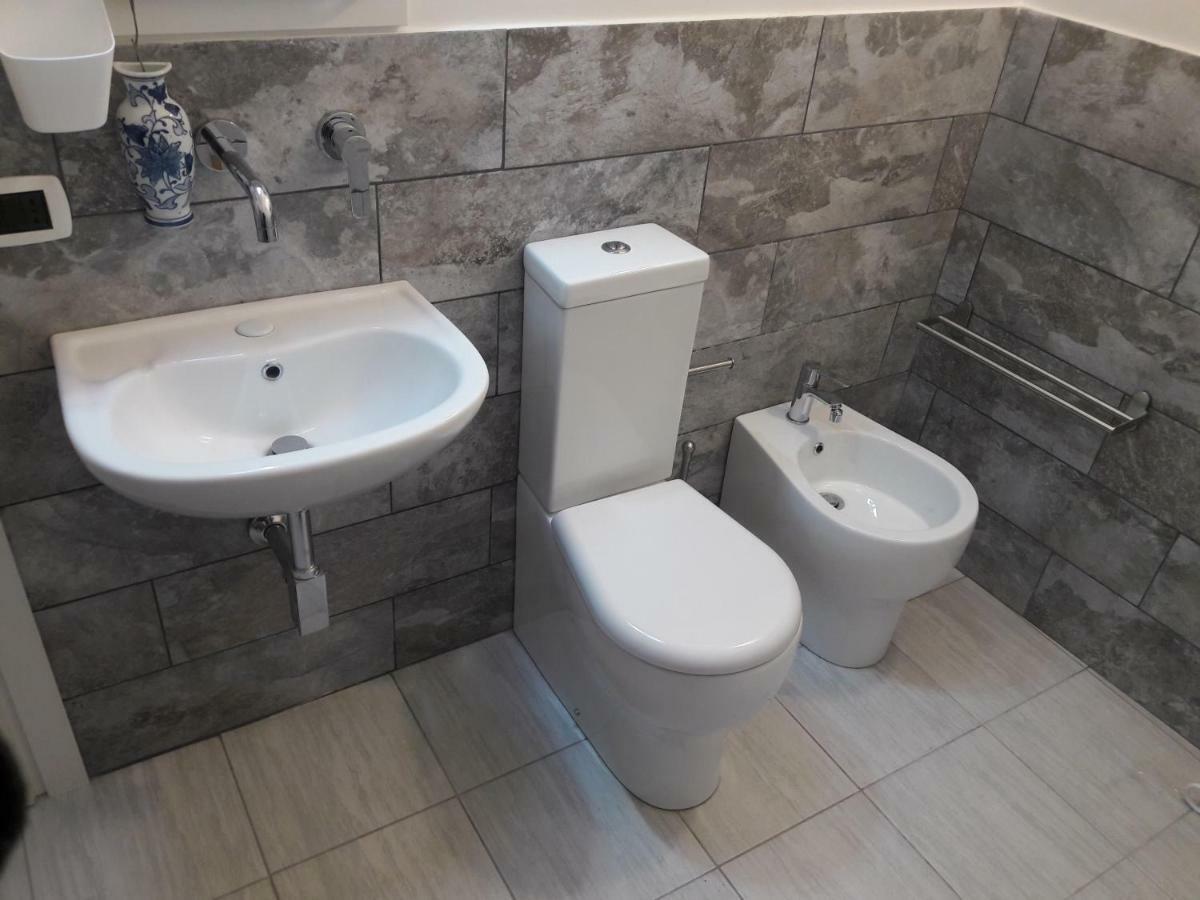 Manzoni Suite Home Катания Экстерьер фото